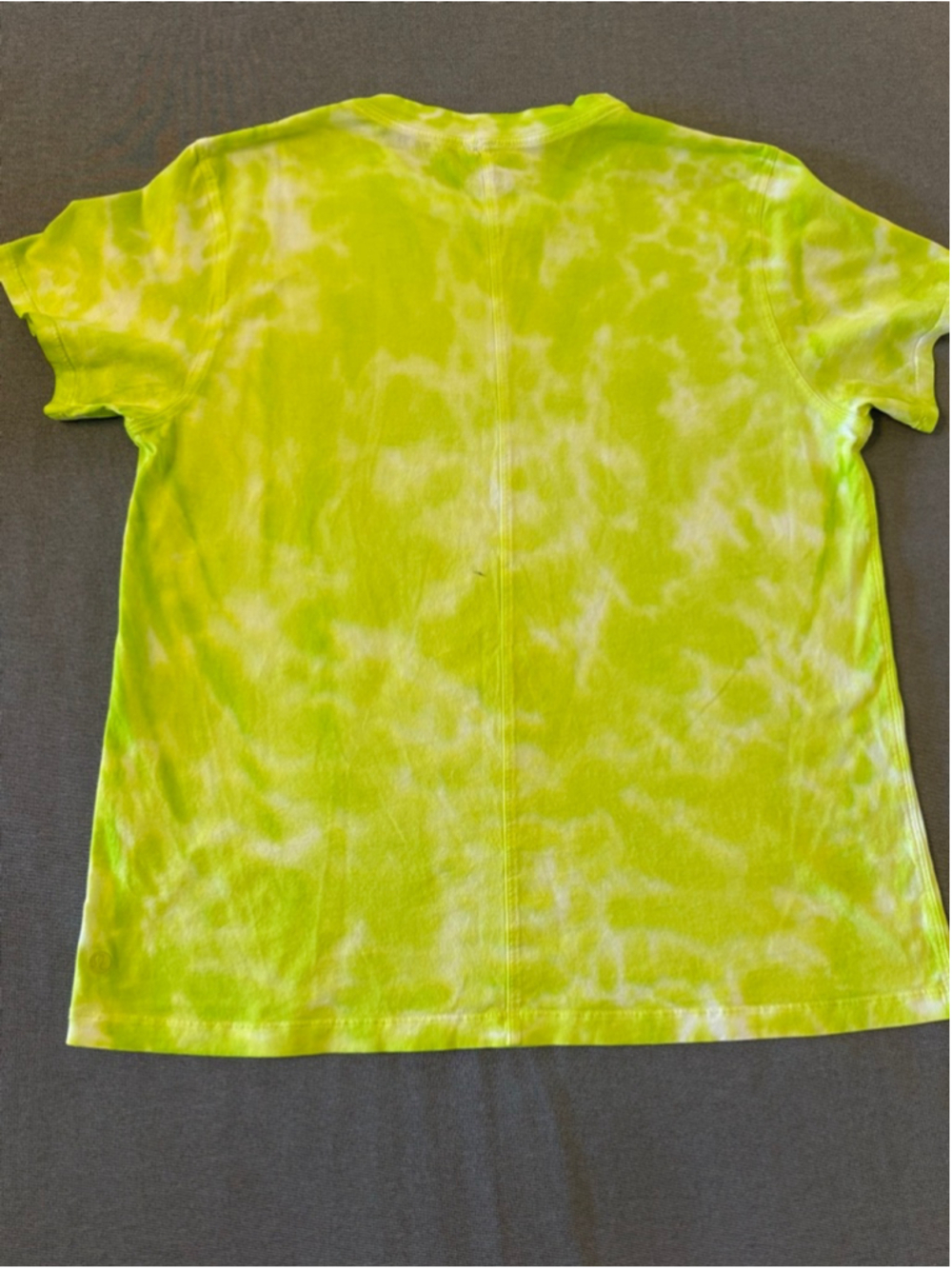 Lululemon All Yours Tee Marmoleado Tie Dye Electric Lime colorway Size Small (6) - Picture 3 of 8